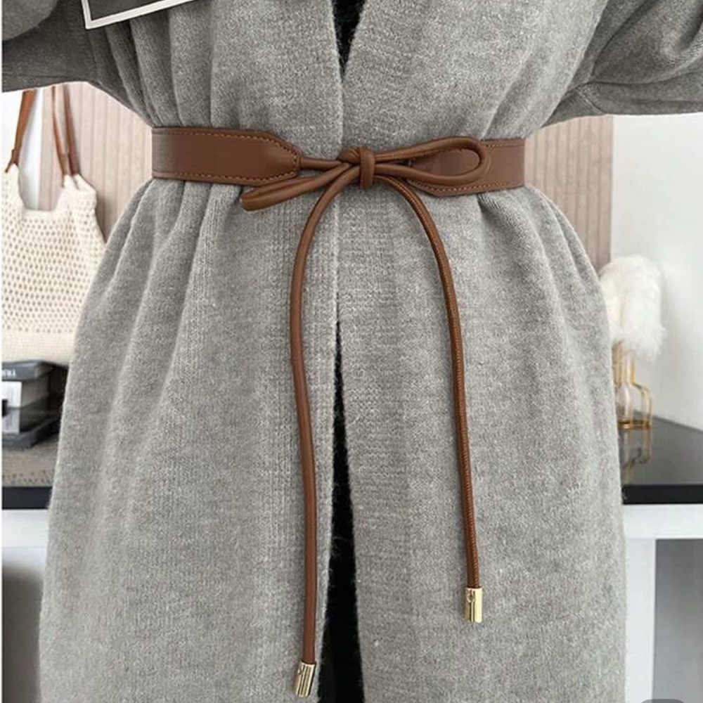 Elegant Brown Leather Belt